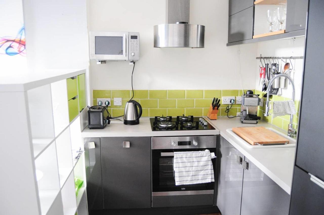 Glasgow Apartment Transport Links & Street Parking Экстерьер фото