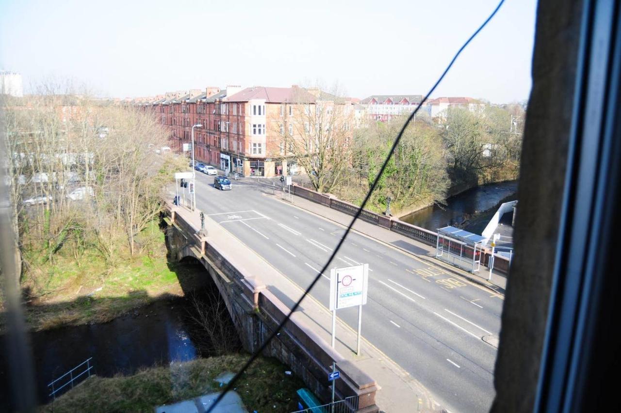Glasgow Apartment Transport Links & Street Parking Экстерьер фото
